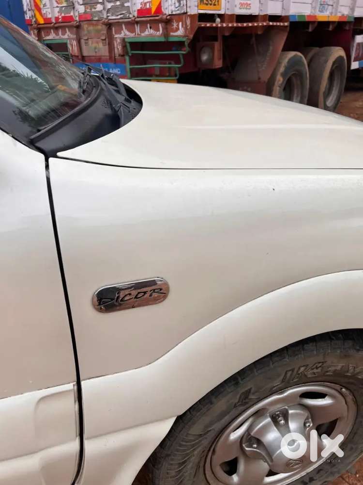 Tata Safari 2014 Diesel 100000 Km Driven