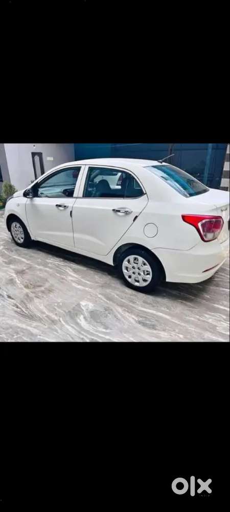 Hyundai Xcent 2016