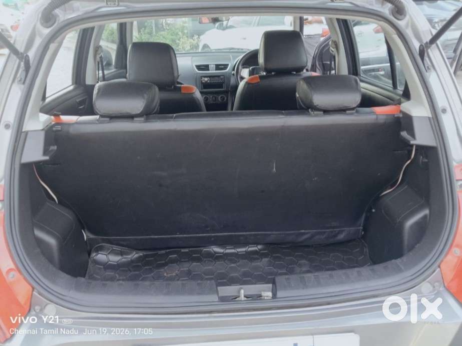 Maruti Suzuki Swift Vxi, 2012, Petrol
