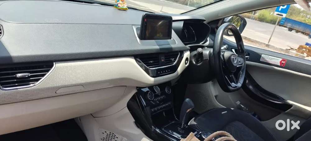 Tata Nexon Diesel Automatic With Sunroof 2021