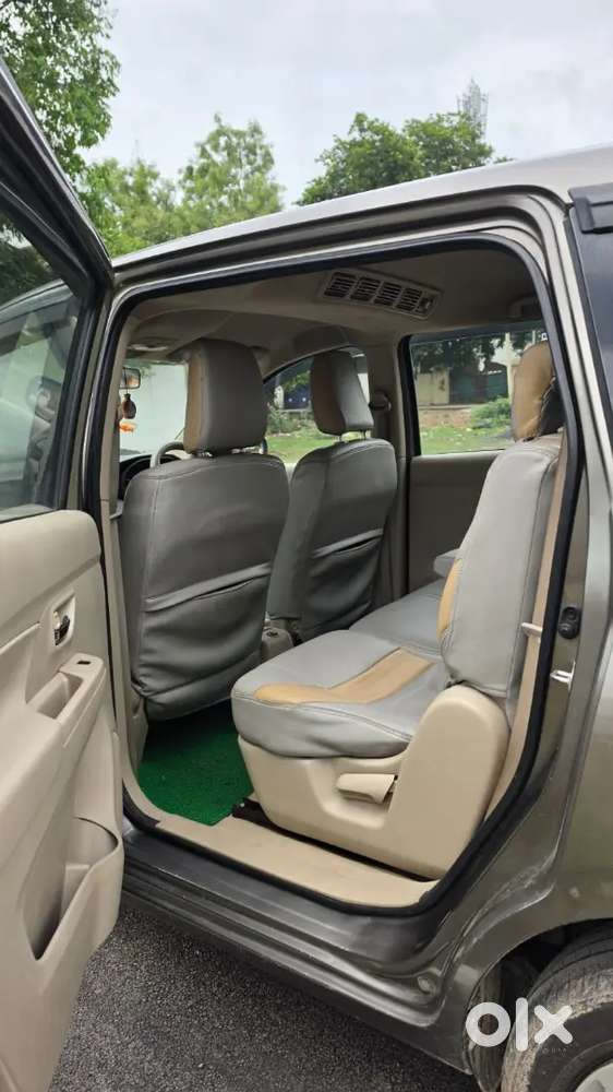 1st Owner , Company Service