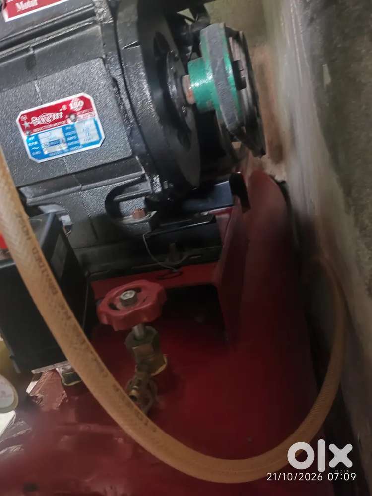 2 . COMPRESSOR