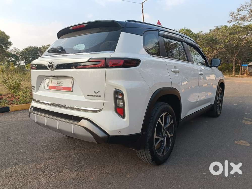 Toyota Urban Cruiser Hyryder, 2023, Petrol