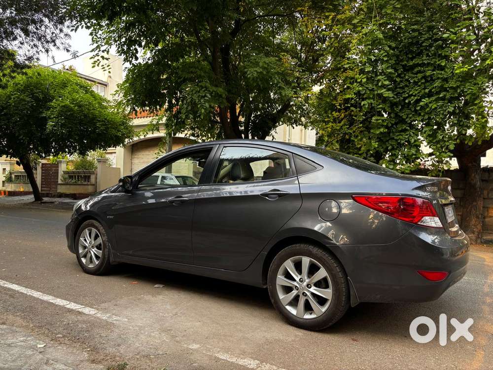 Hyundai Fluidic Verna 1.6 Vtvt Sx, 2011, Petrol