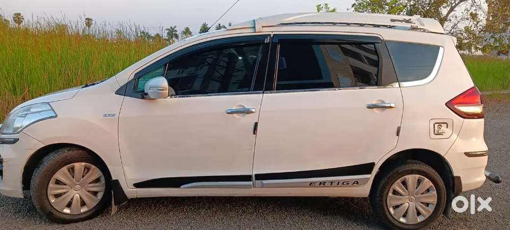 Maruti Suzuki Ertiga 2017 Diesel 120000 Km Driven