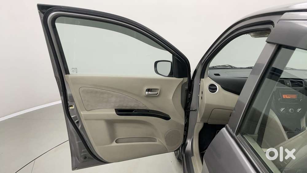 Maruti Suzuki Celerio Zxi Optional Amt, 2017, Petrol