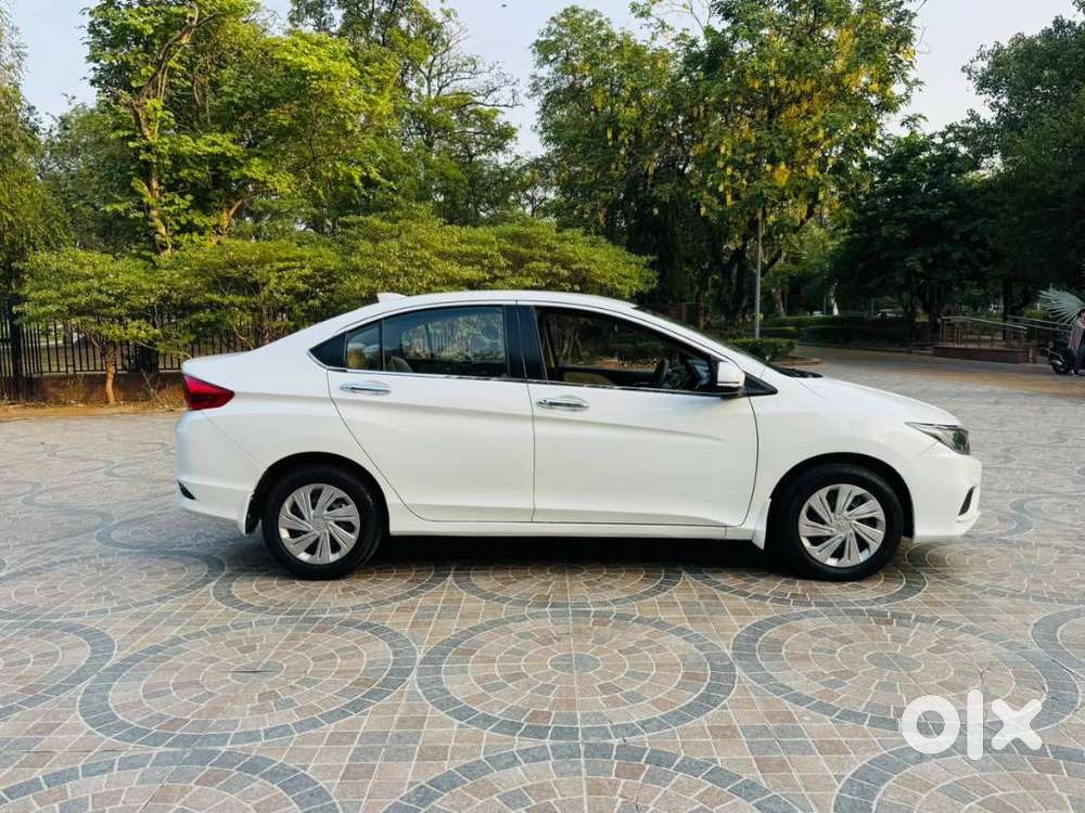 Honda City I-vtec Sv, 2017, Petrol