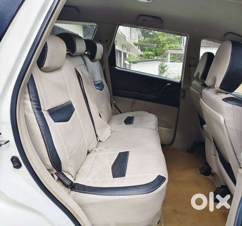 Mahindra Xuv500 W4, 2016, Diesel