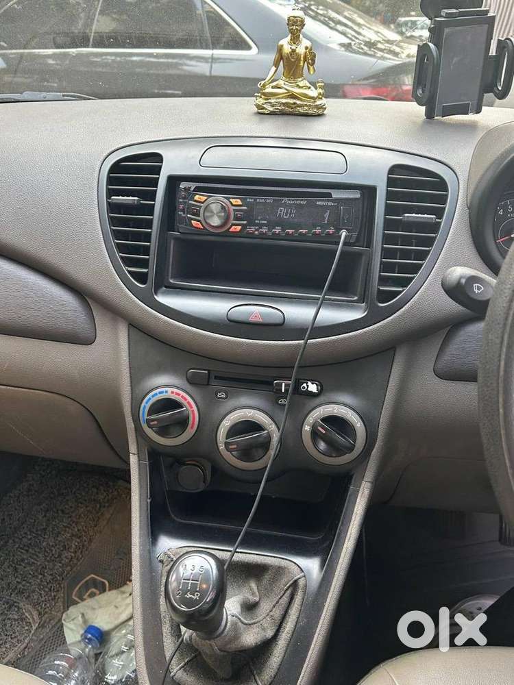 Hyundai I10 2015 Petrol 42000 Km Driven