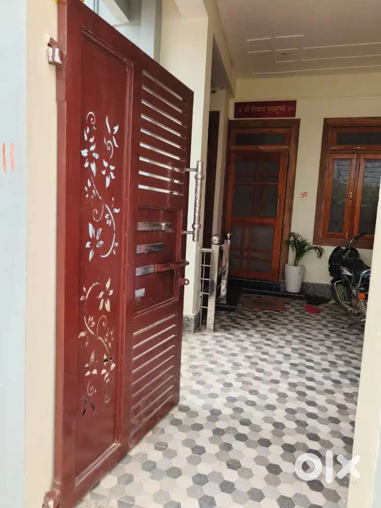 2 bedroom hall kitchen washroom available for rent