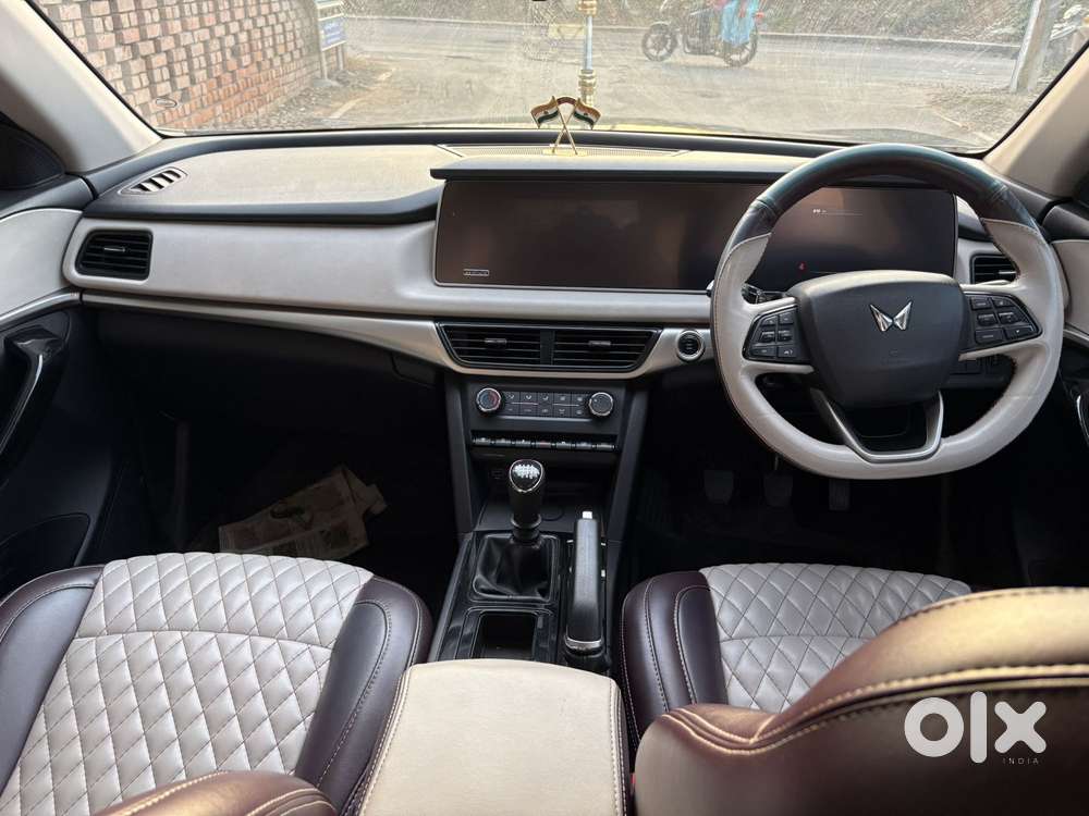 Mahindra Xuv700 2.2 Ax 5 Diesel Mt 7 Str, 2024, Diesel