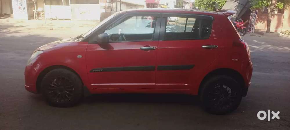 Maruti Suzuki Swift 2007 Petrol 54000 Km Driven