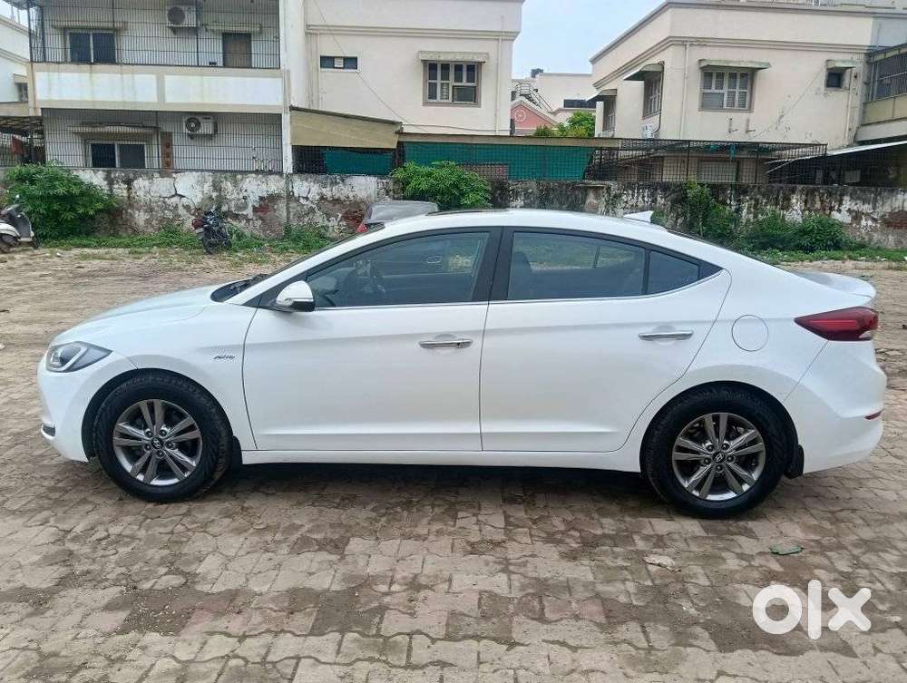 Hyundai Elantra 1.6 Sx Option At, 2018, Petrol