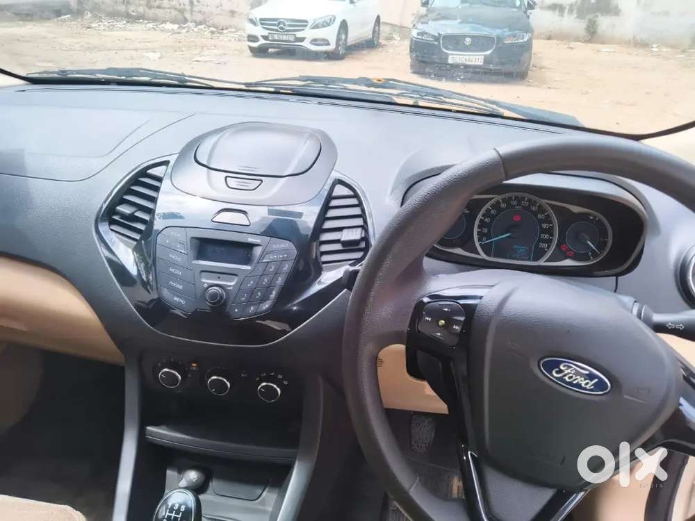 Ford Figo Aspire 2015trend Petrol1st Owner51km