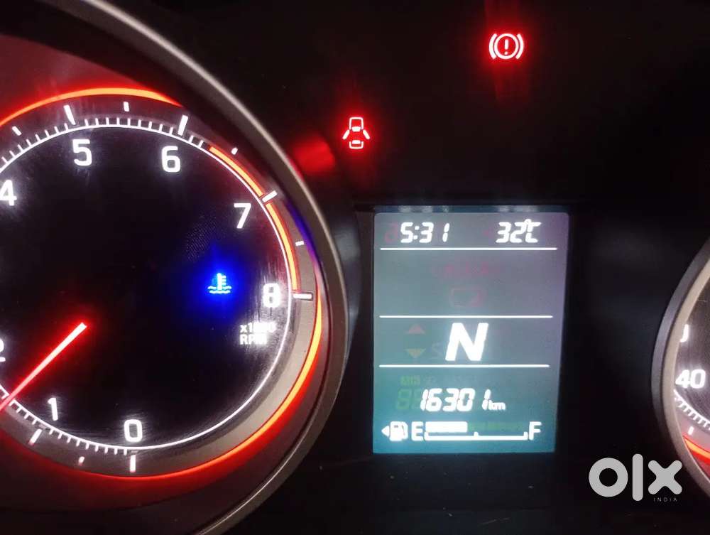 Maruti Suzuki Swift 2023 Automatic Blue Petrol