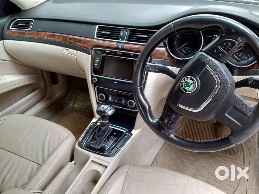 For Sale: Skoda Superb 2011 – Mint Condition