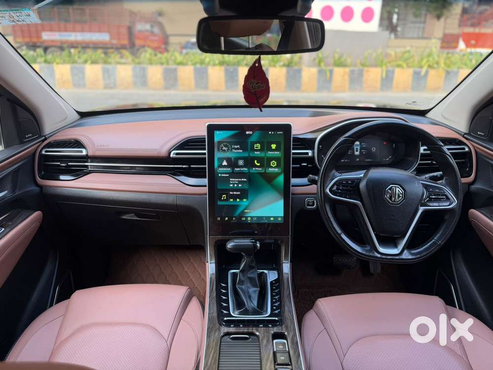 Mg Hector Plus Savvy Pro 1.5 Turbo Petrol Cvt 6 Str, 2023, Petrol