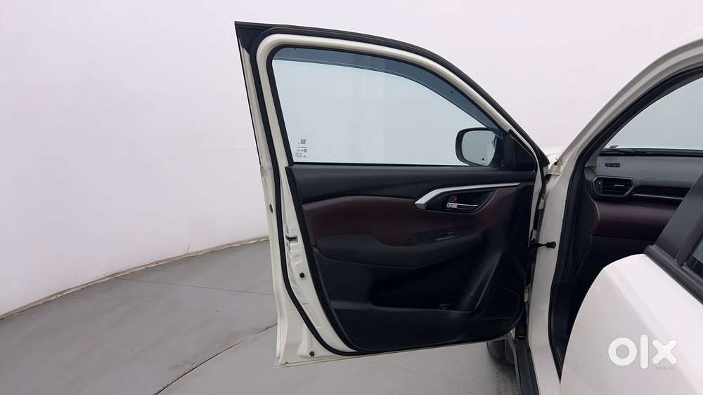 Maruti Suzuki Grand Vitara 1.5 Delta Cng, 2024, Cng & Hybrids