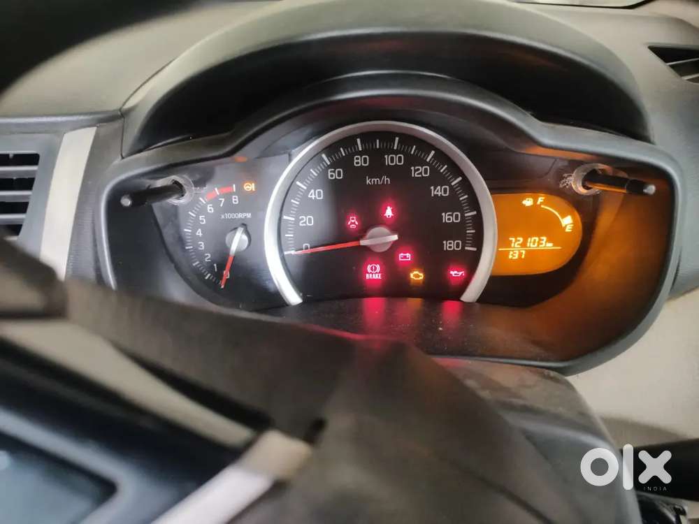 Celerio Zxi 73000 Km