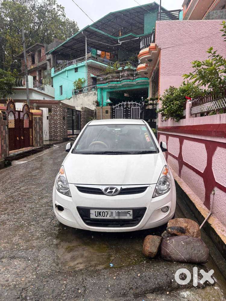 Selling I20 Sports Valid May 2031.