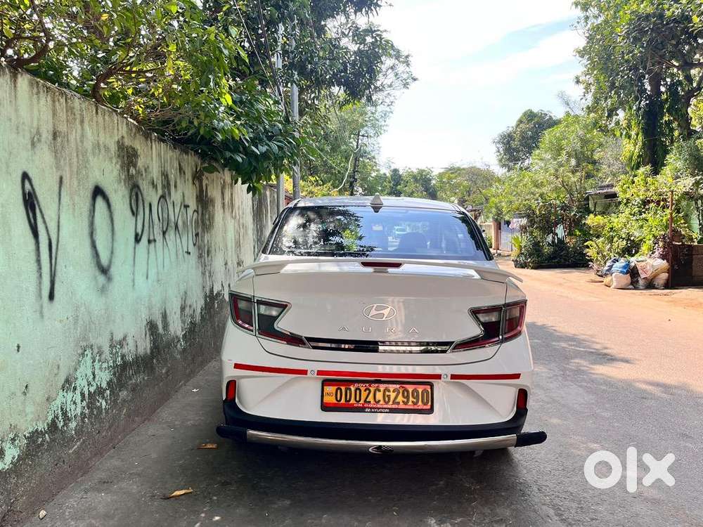 Hyundai Aura 2023 Petrol Well Maintained