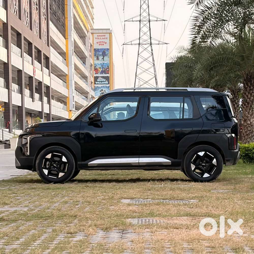 Kia Syros Petrol 2025