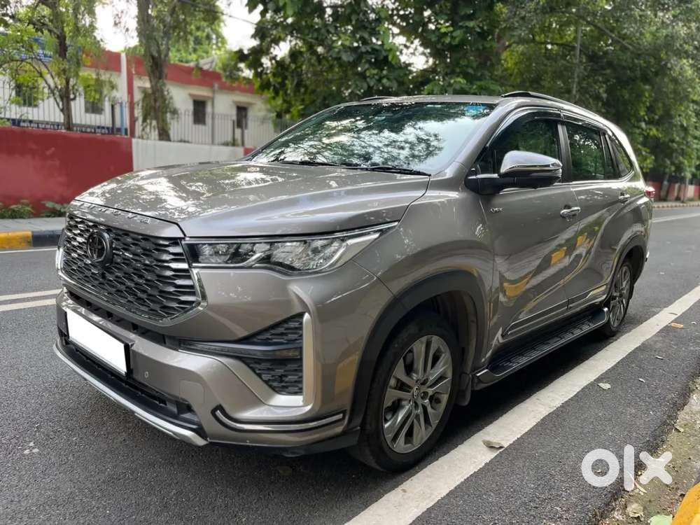 Toyota Innova Hycross 2.0 Zx (o) Hybrid 7 Str, 2026, Petrol