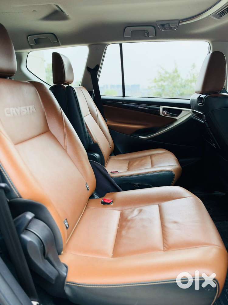 Toyota Innova Crysta [2020-ongoing] 2.4 Zx At 7 Str, 2022, Diesel