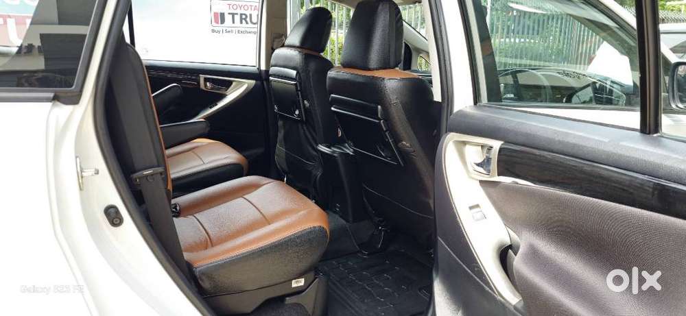 Toyota Innova Crysta 2.7 V, 2022, Petrol