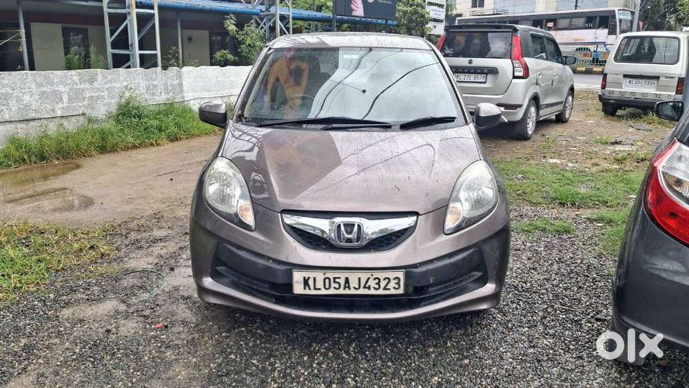 Honda Brio S Mt, 2014, Petrol