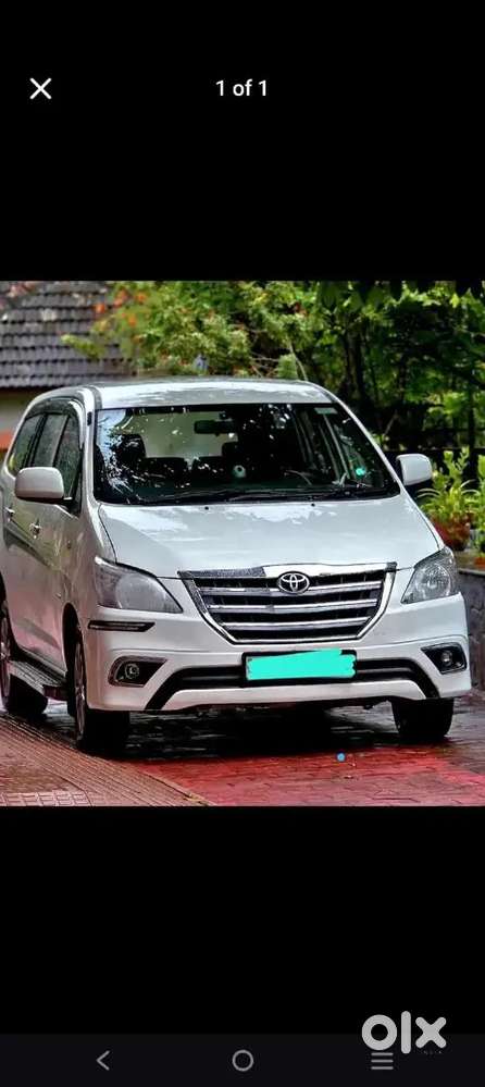 Toyota Innova 2015 Diesel 205000 Km Driven.haryana Registration