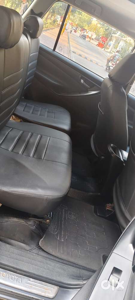 Toyota Innova Crysta 2.4 G Mt 8s, 2017, Diesel