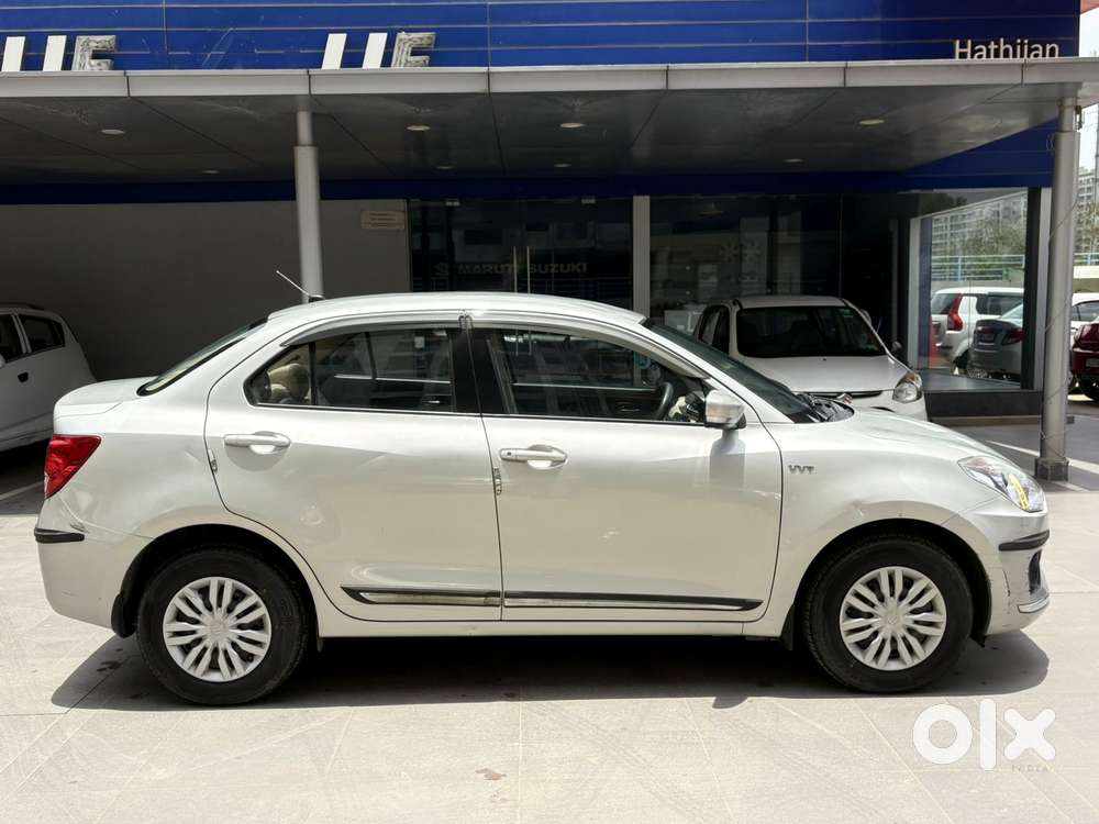 Maruti Suzuki Dzire 1.2 Vxi, 2018, Petrol
