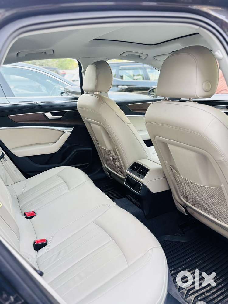 Audi A6 Technology 45 Tfsi W/o Matrix, 2025, Petrol