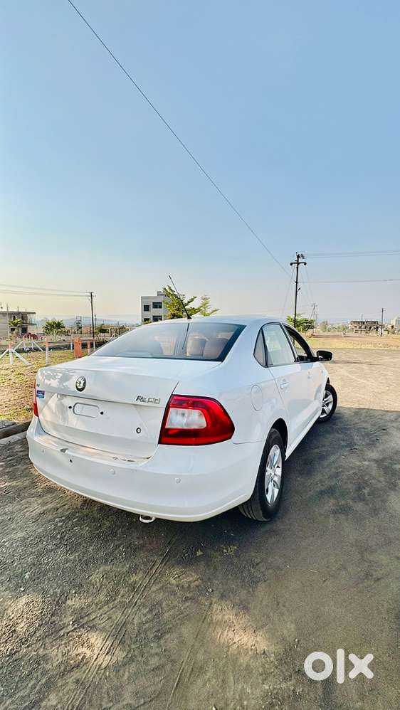 Skoda Rapid Ultima 2012