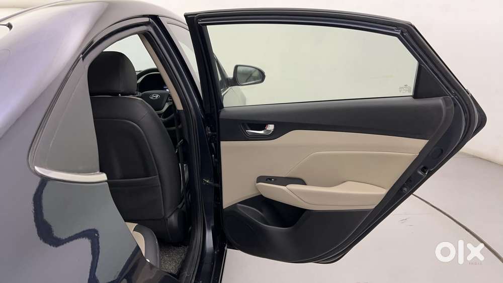 Hyundai Verna 1.5 Sx (o) Vtvt Ivt, 2021, Petrol