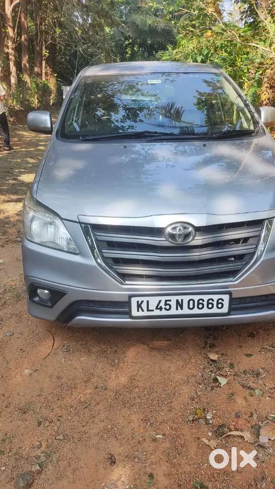 Toyota Innova 2016 Diesel Well Maintained