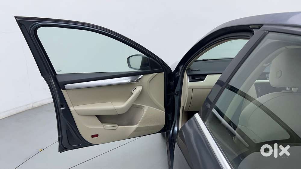 Skoda Octavia 1.8 Tsi Style At, 2017, Petrol