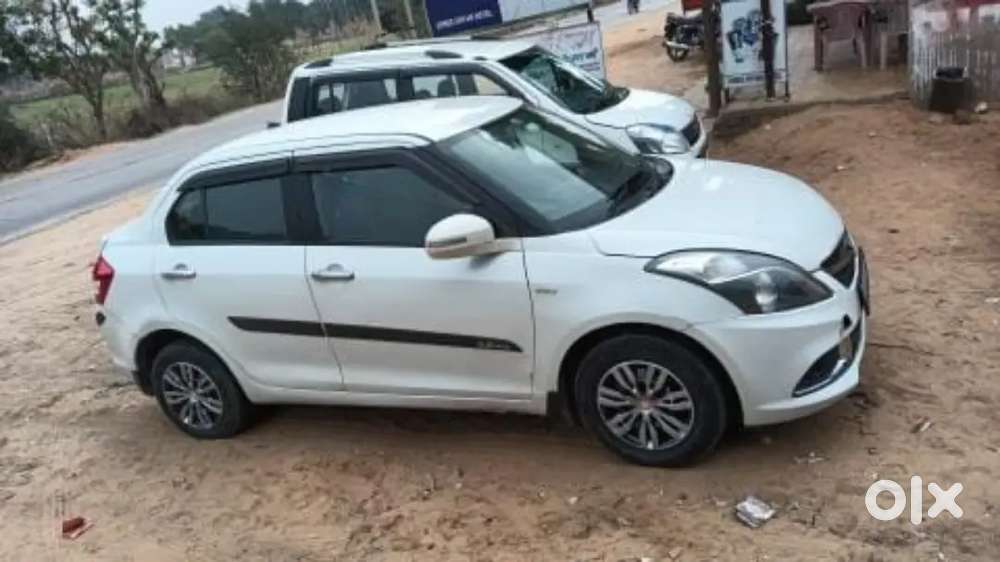 Maruti Suzuki Dzire 2017 Petrol 93000 Km Driven