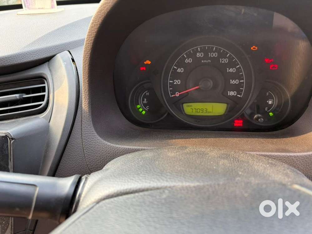2016 Hyundai Petrol Manual 73000 Km Driven
