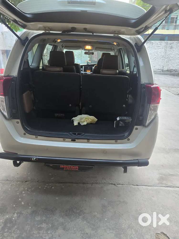 Toyota Innova Crysta 2018 Diesel 115000 Km Driven