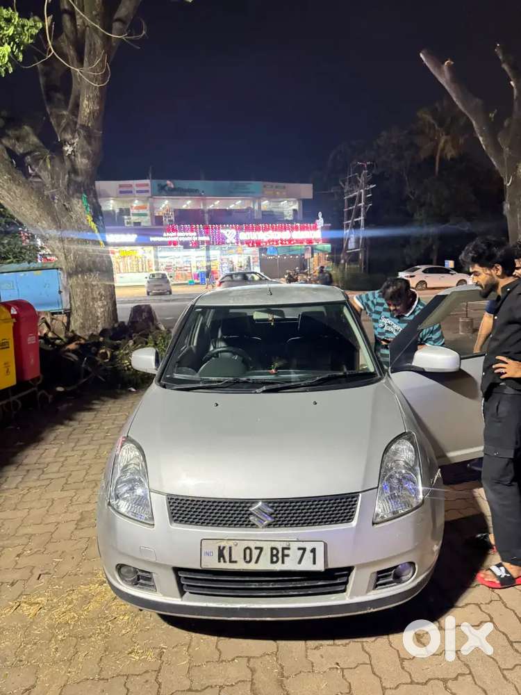 Maruti Swift Lxi 2004