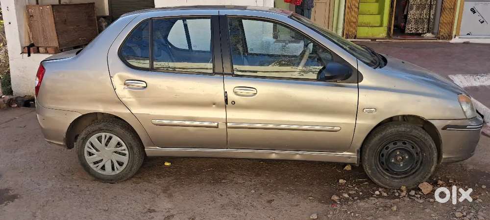 Tata Indigo Cs 2011 Petrol 60000 Km Driven