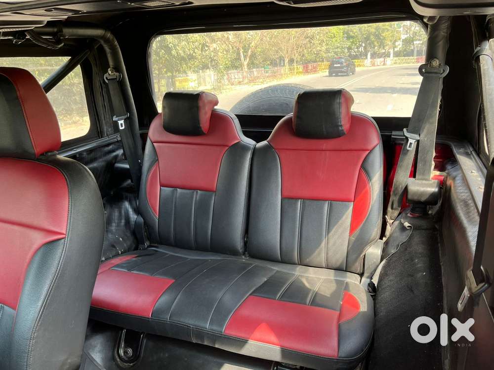 Mahindra Thar Lx 4-str Convertible At, 2022, Petrol