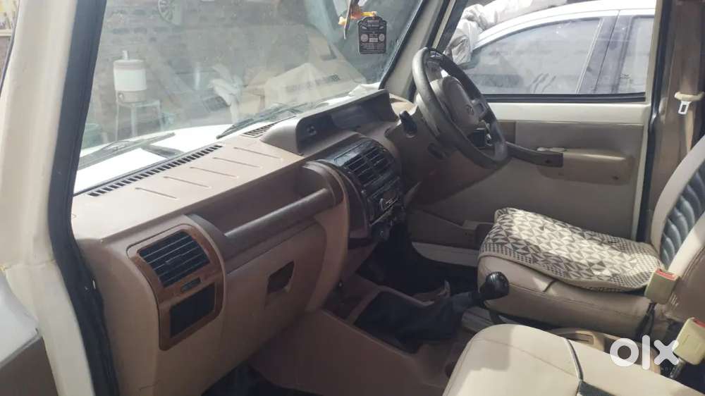 Mahindra Bolero 2017 Diesel  2nd Owner  Gj-03  15 Km/l  Excellent