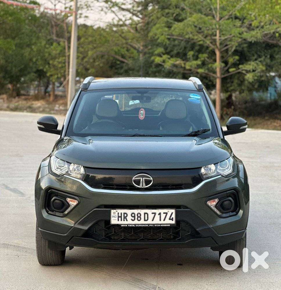 Tata Nexon 1.5 Revotorq Xm (s), 2022, Petrol