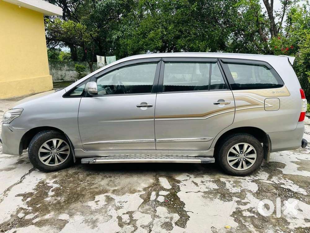 Toyota Innova 2015 Diesel 34500 Km Driven