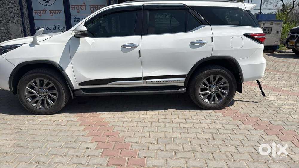 Toyota Fortuner 2023 Model2024 Registered Diesel Well Maintained