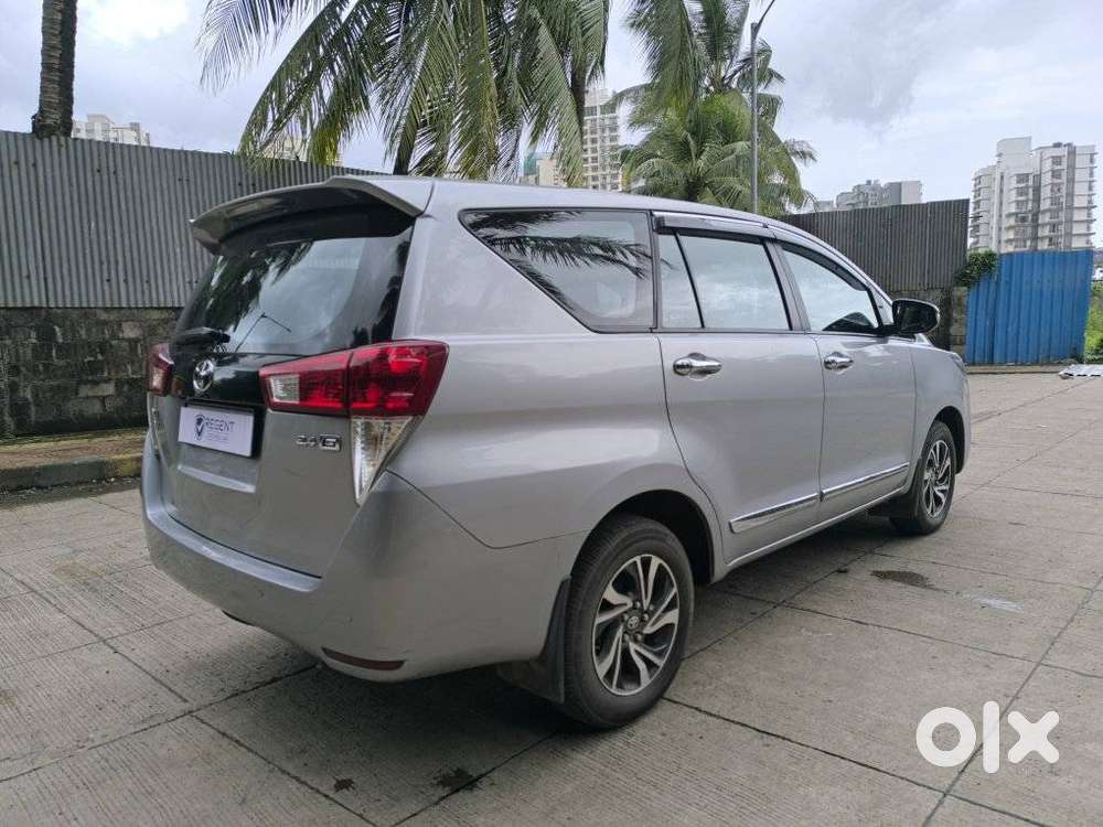 Toyota Innova Crysta 2.4 G Mt, 2024, Diesel