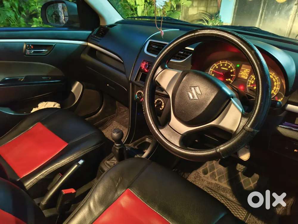 Maruti Suzuki Swift Vxi (petrol) 2012 Year